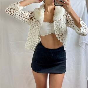 White House Black Market Vintage Y2K Crochet Shrug with Removable Fur Collar - S